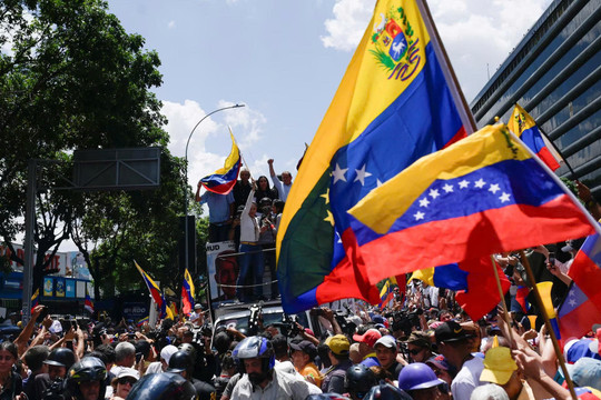Venezuela sắp tái cơ cấu khoản nợ lớn nhất trong lịch sử tài chính toàn cầu