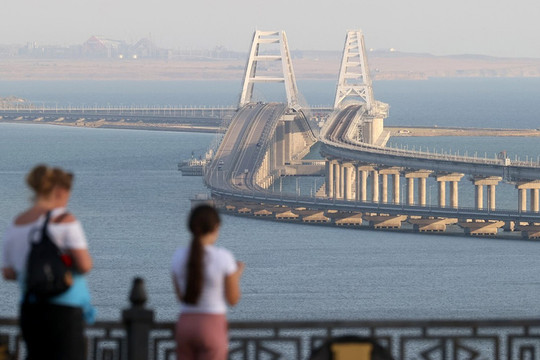 Bán đảo Crimea thiếu điện sau các cuộc tấn công liên tục của Ukraine