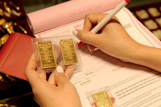 Chỉ vài tiếng nữa, người mua bán vàng miếng sẽ chính thức chịu ảnh hưởng bởi quy định mới