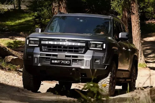 Bán tải hybrid Jetour Zongheng F700: Sạc 10 phút, chạy 1.300 km, đầu giống Land Cruiser thách thức Ford Ranger và Toyota Hilux