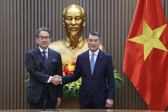 Gặp Thủ tướng, ngân hàng Nhật Bản cam kết rót 20 tỷ USD vào Việt Nam