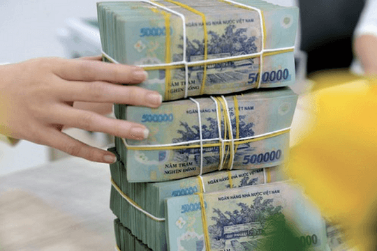 Lãi suất huy động tăng nóng, cuộc đua hút vốn có đáng lo?