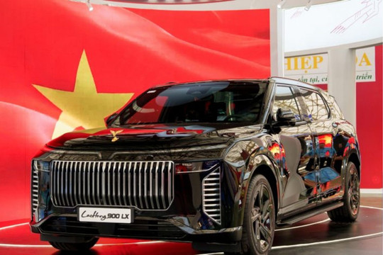 Mẫu xe bọc thép bí ẩn mang tên thuần Việt bất ngờ xuất hiện với mức giá 36 tỷ đồng