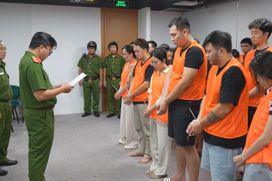 'Hợp đồng kỳ nghỉ' tiếp tục nóng: Công an TP. HCM khởi tố 15 vụ án, 275 bị can lừa đảo