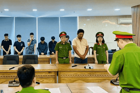 Khởi tố 97 đối tượng, phong tỏa hơn 1.000 tài khoản ngân hàng, thu giữ 15 máy in, máy tính cùng 500 con dấu trong đường dây rửa tiền hơn 67.000 tỷ đồng