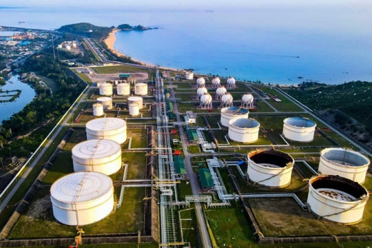 PVOIL (OIL) tiết lộ hợp đồng 600 triệu USD cung cấp dầu thô cho nhà máy lọc dầu 9 tỷ USD