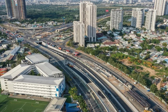 Nút giao 3 tầng lớn nhất TP. HCM có thay đổi lớn