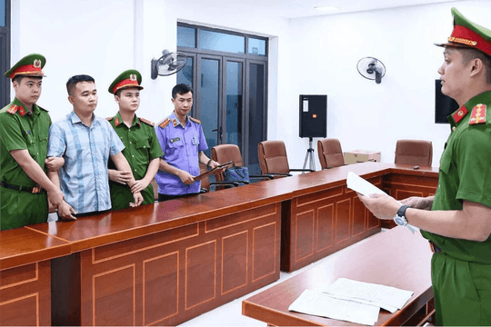 Công an khởi tố thầy giáo trường THPT Chuyên Tuyên Quang sau 3 ngày tạm giữ khẩn cấp