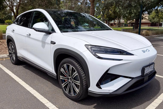SUV điện BYD bán chậm tại quê nhà nhưng lại 'đắt khách' ở nước ngoài, hãng quyết định làm điều bất ngờ
