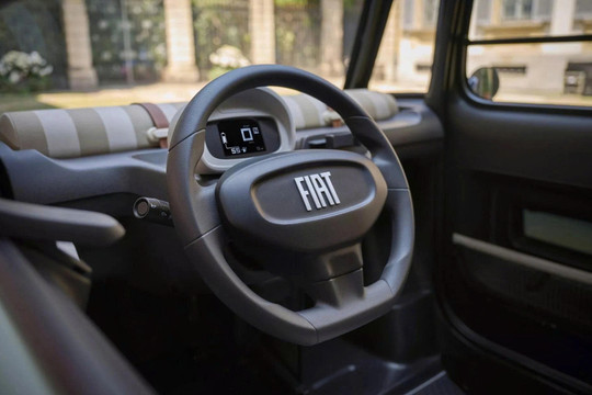 Fiat bán xe điện chỉ chạy 74 km/lần sạc với giá gần 370 triệu đồng