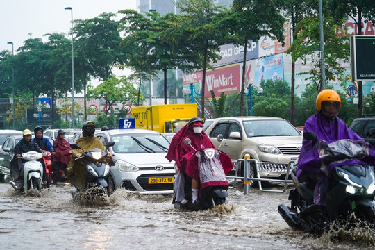 Thông tin mới về mưa lớn ở miền Bắc, miền Trung