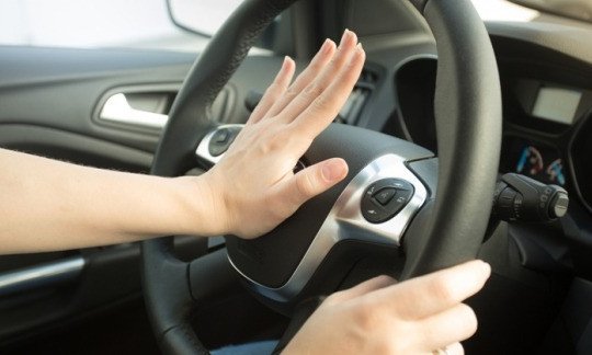 Ô tô có thể trượt đăng kiểm chỉ vì tiếng còi nếu đề xuất này được thông qua