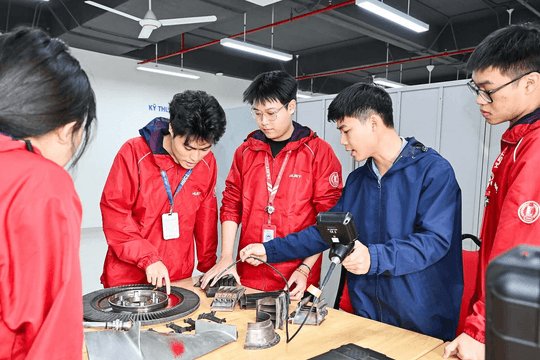 Ngoài Sư phạm, 111 ngành đào tạo được hưởng từ 3,7-5,5 triệu/tháng, phụ huynh biết để nhắc con lựa chọn