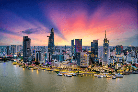 Muốn tăng trưởng hai con số, khó khăn nhất là phải vượt qua 'ải' ngân sách