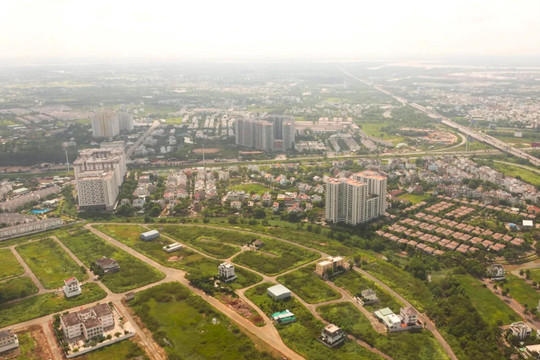 Thu hồi đất trước ngày 1/7, tiền bồi thường sẽ tính theo bảng giá đất hay giá đất cụ thể?