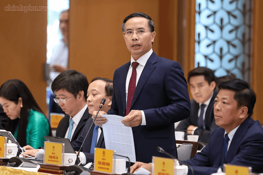Đứng trước Thủ tướng Lê Minh Hưng, Thống đốc Phạm Đức Ấn thừa nhận điều hành lãi suất ‘vất vả’, lý giải nguyên nhân khó giảm