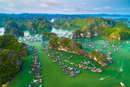 'Đảo ngọc' lớn thứ 3 Việt Nam liên tục được báo quốc tế vinh danh: Cách Hà Nội chỉ 140km, sánh ngang nhiều điểm đến nổi tiếng