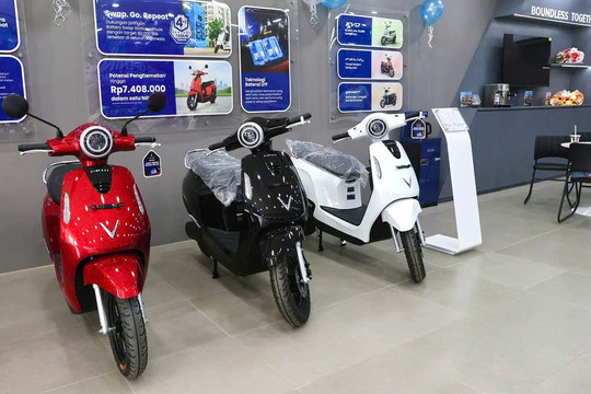 Bùng nổ tại Indonesia: VinFast vận hành cùng lúc 20 đại lý, tăng tốc phủ xanh hệ sinh thái