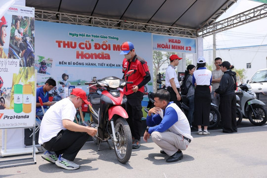 Trước làn sóng xe điện, Honda Việt Nam tuyên bố thẳng về khả năng giữ giá của xe máy xăng