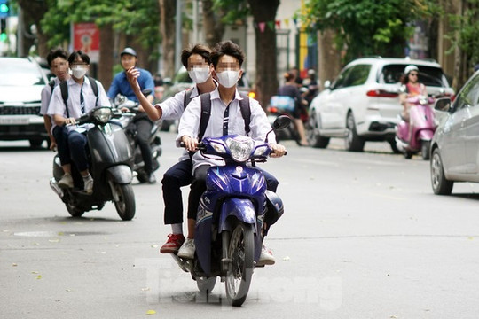 Giao xe cho con chưa đủ tuổi điều khiển, bố mẹ bị xử phạt bao nhiêu?