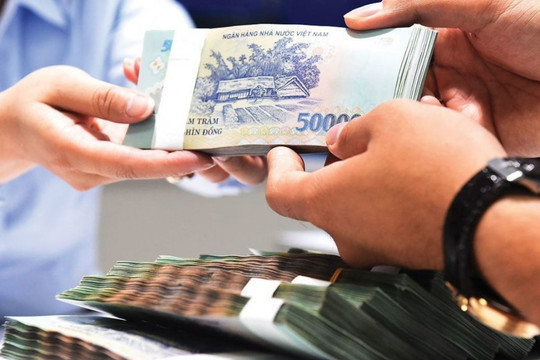 Quy định mới: Trả lương thấp hơn mức tối thiểu, doanh nghiệp phải bù tiền và trả lãi cho lao động
