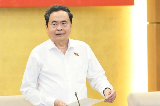Chủ tịch Quốc hội: Phân quyền cho đô thị đặc biệt trong xây dựng thể chế