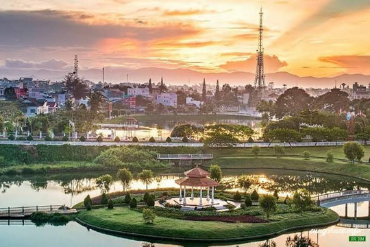 Đề xuất 'luồng xanh, luồng ưu tiên' để dự án trọng điểm tránh mất thời gian chờ thủ tục