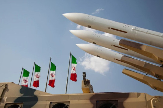 Iran cảnh báo leo thang chiến tranh khu vực