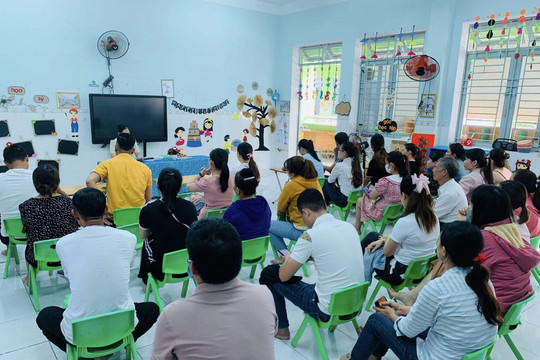 Bộ GD&ĐT đề xuất cấm ban đại diện cha mẹ học sinh thu hộ các khoản của nhà trường