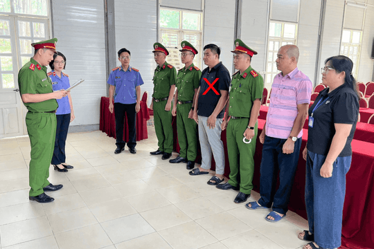 Bắt Giám đốc Bùi Văn Hưng