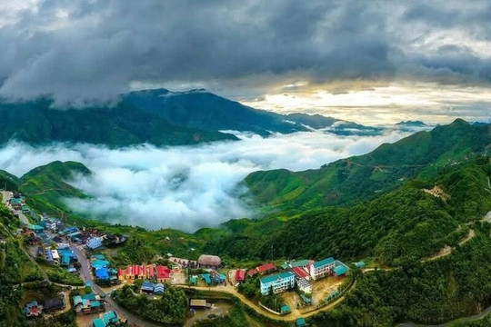 Siêu dự án tâm linh 19.000ha vừa chấm dứt hoạt động, đại gia Xuân Trường đã làm việc với tỉnh sở hữu 'Sa Pa thu nhỏ'