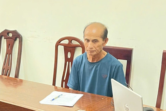 Bắt giữ cụ ông 76 tuổi