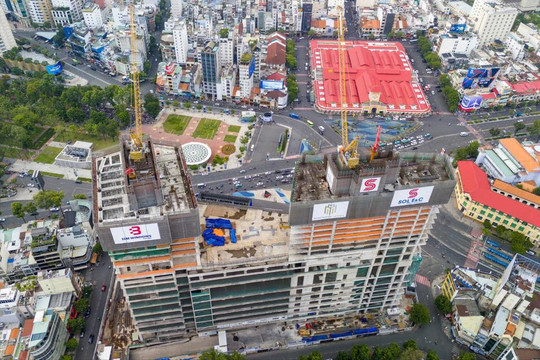 Sau 13 năm khởi công, tòa tháp đôi chọc trời 235m cao nhất Việt Nam nhận tin vui lớn