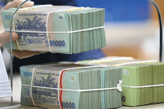 Đang diễn ra việc 'đi đêm' lãi suất huy động