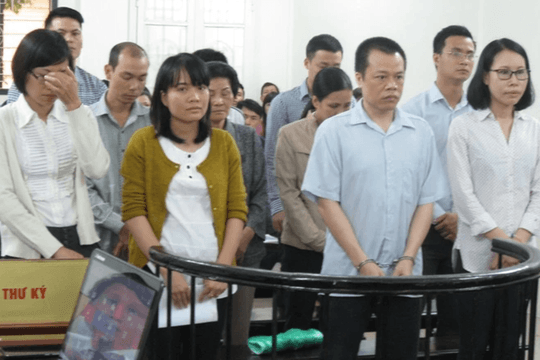 Viện Kiểm sát đề nghị một cựu Giám đốc ngân hàng SN 1973 khẩn trương ra đầu thú