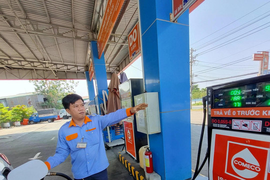 Doanh nghiệp bán lẻ kêu thiếu xăng dầu, Bộ Công Thương yêu cầu kiểm tra