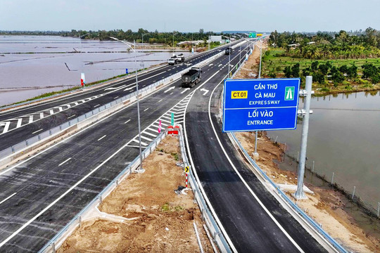 Bộ Xây dựng ra chỉ đạo nóng đối với dự án cao tốc trọng điểm dài hơn 110km ở ĐBSCL