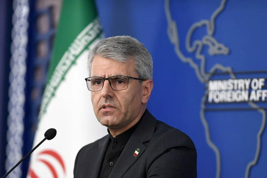 Iran 'không cho phép Mỹ quyết định thời điểm chiến tranh hay hoà bình'