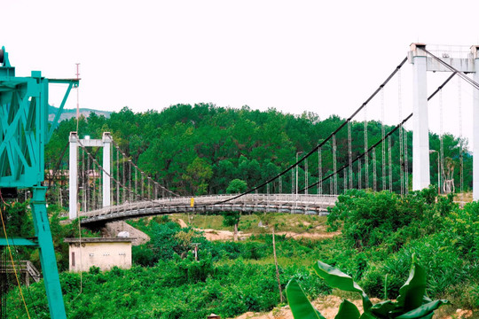 Cây cầu gần trăm tỷ sẽ hoàn thiện trước kế hoạch 2 năm, thay thế cho cầu treo 25 năm tuổi đã xuống cấp nghiêm trọng