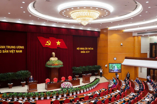 Thí điểm thành lập đảng bộ HĐND và đảng bộ MTTQ, các đoàn thể tỉnh, thành phố