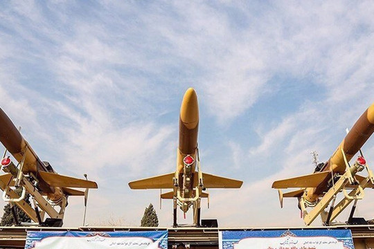 Iran 'lên dây cót' sản xuất vũ khí
