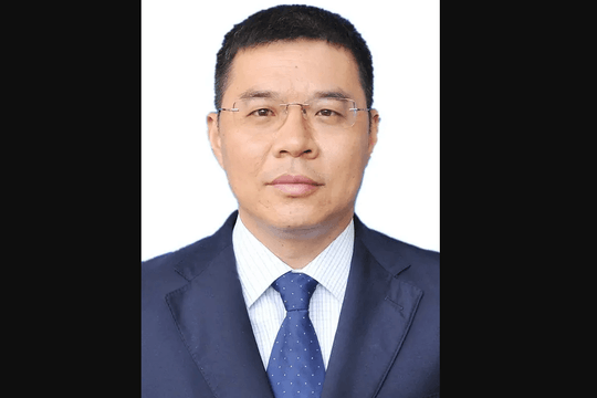 Cách chức, tịch thu tài sản, khai trừ khỏi Đảng đối với nguyên Phó Bí thư Đảng ủy Cục Địa chất và Khoáng sản tỉnh sinh năm 1969 tại Trung Quốc