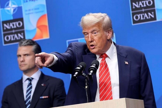 Tổng thống Mỹ Trump dọa giáng đòn mạnh, tuyên bố Iran sẽ phải 'trả giá' sau vụ tấn công căn cứ Mỹ