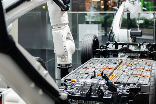 Xuất hiện pin xe điện sạc từ 10% lên 70% chỉ trong chưa đầy 4 phút, BYD sắp mất ngôi?