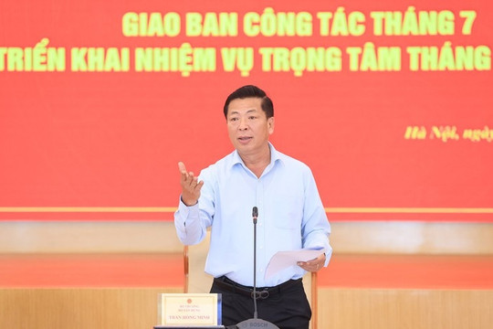 Nhiều dự án trọng điểm 'đỏ tiến độ', Bộ trưởng Trần Hồng Minh yêu cầu kiểm điểm giám đốc Ban QLDA
