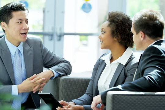 Công chức, viên chức, sĩ quan được hỗ trợ hằng tháng bằng 300% mức lương nếu thành thạo các ngoại ngữ sau