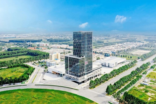 Doanh nghiệp nắm 13% thị phần khu công nghiệp cả nước báo lãi quý II/2026 giảm 86%, nợ vay cán mốc 1 tỷ USD