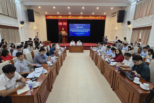 Bộ GD&ĐT lý giải việc cho 328 thí sinh Tuyên Quang thi lại, không tổ chức thi lại ở Quảng Trị