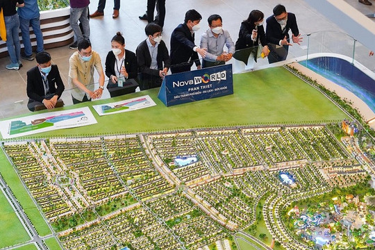 Một khoản 'chi phí khác' của Novaland (NVL) đang 'phình to'