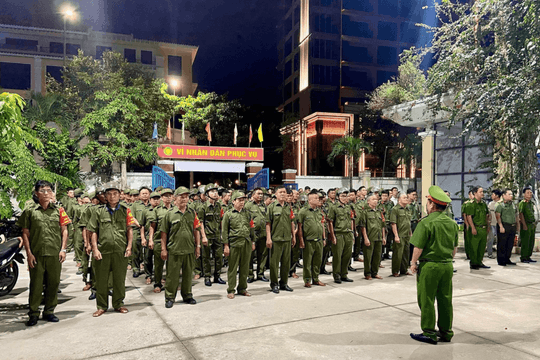 Huy động 200 cảnh sát đồng loạt ập vào 9 cơ sở lưu trú, nhà trọ lúc 2h sáng: Kiểm tra đột xuất 135 người